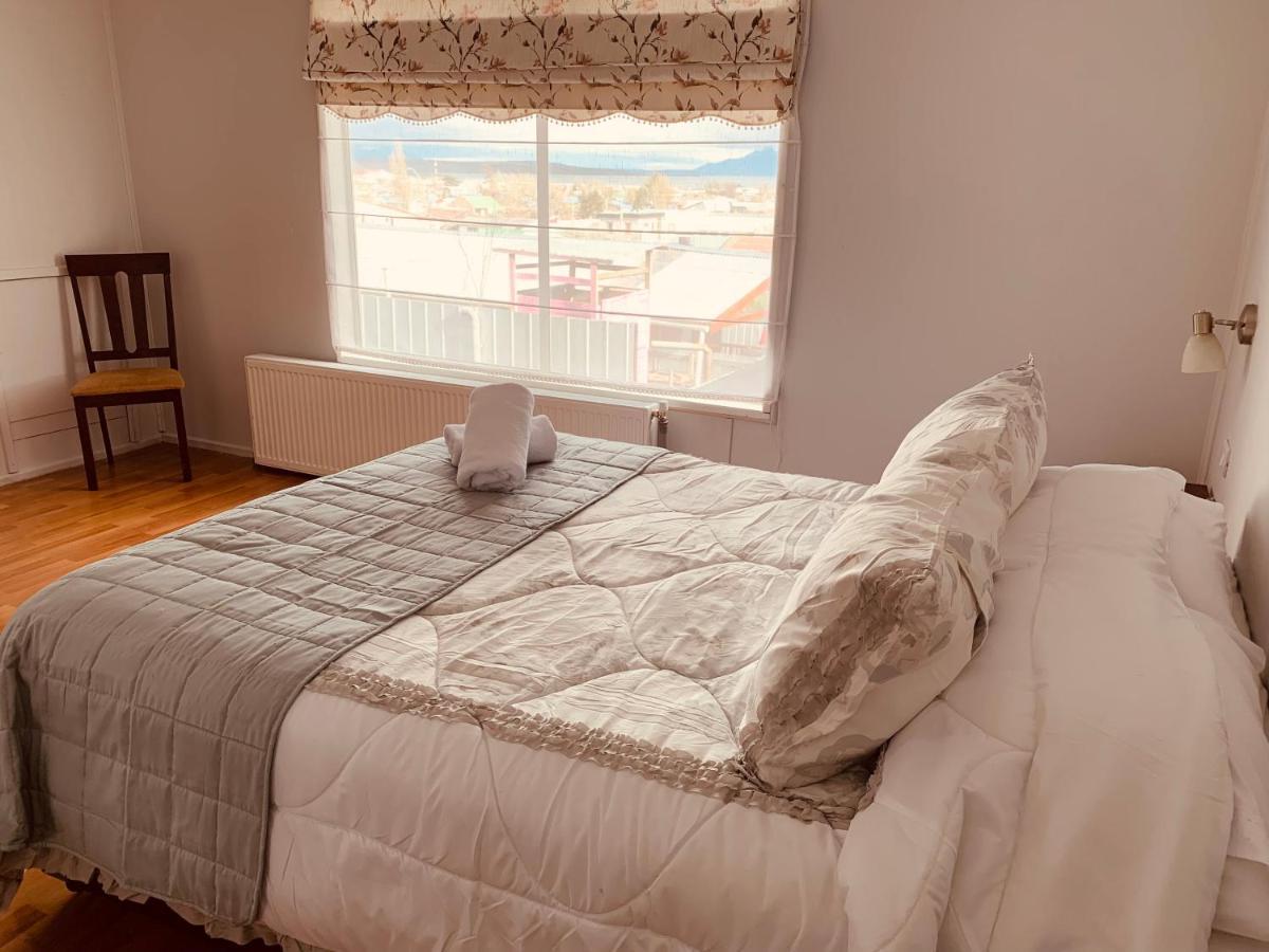 Arte Brisa Hostal Boutique Puerto Natales Bagian luar foto