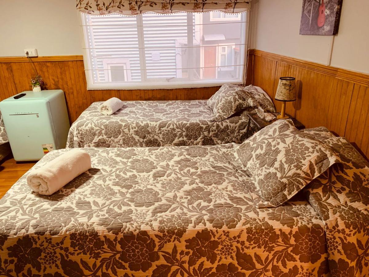 Arte Brisa Hostal Boutique Puerto Natales Bagian luar foto