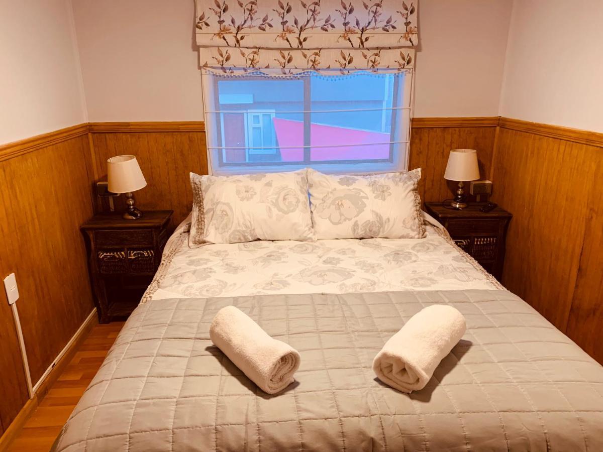 Arte Brisa Hostal Boutique Puerto Natales Bagian luar foto