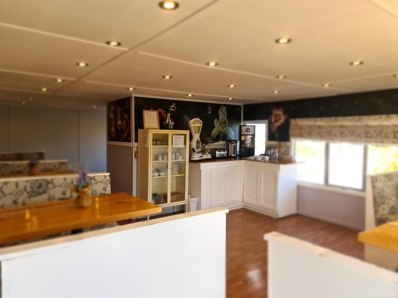 Arte Brisa Hostal Boutique Puerto Natales Bagian luar foto