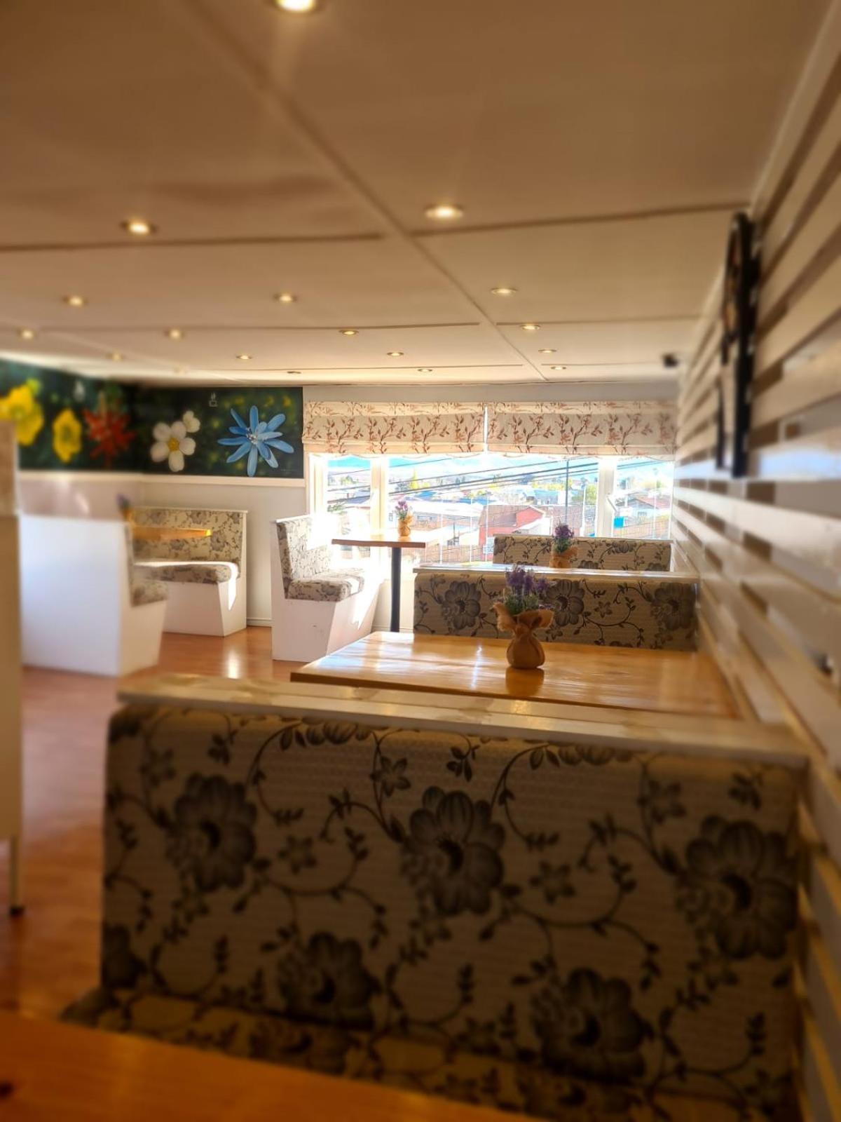 Arte Brisa Hostal Boutique Puerto Natales Bagian luar foto